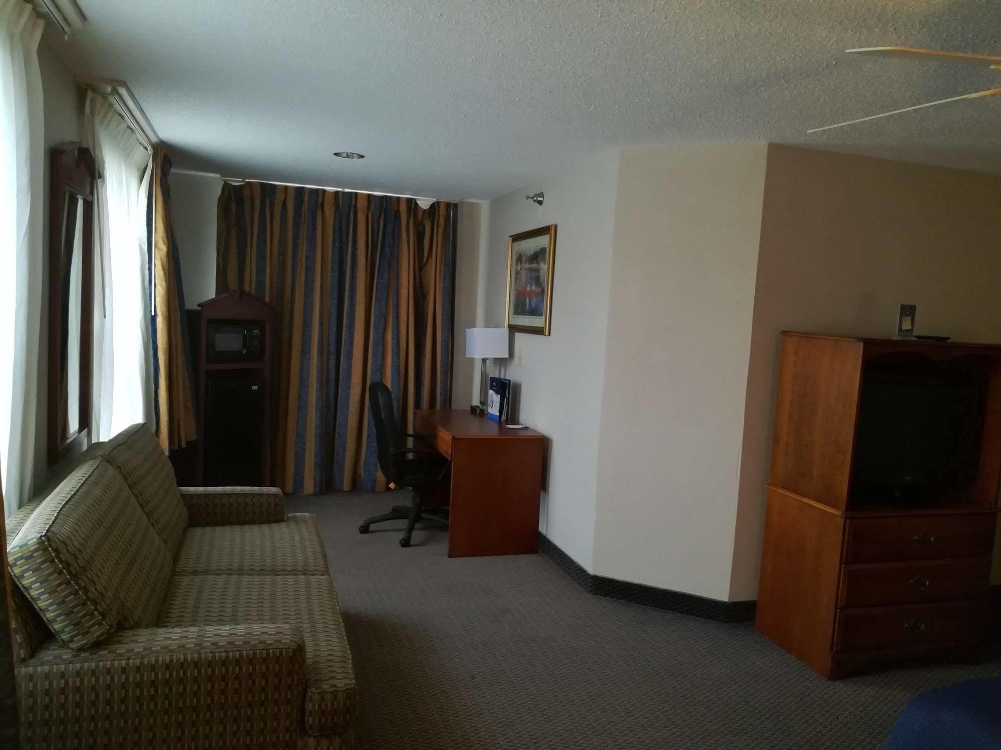 Baymont By Wyndham Hotel 3*