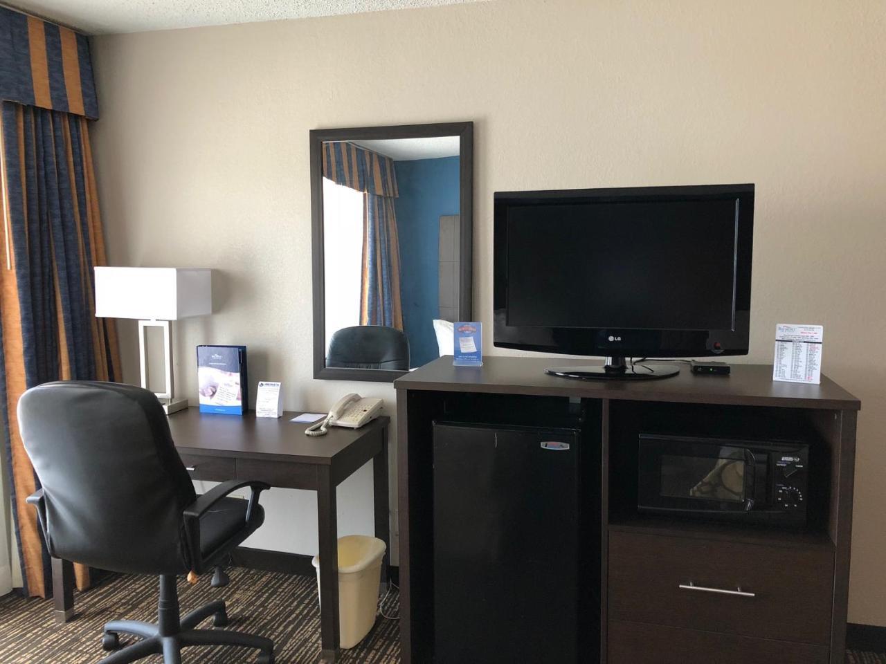 Hotel Baymont By Wyndham